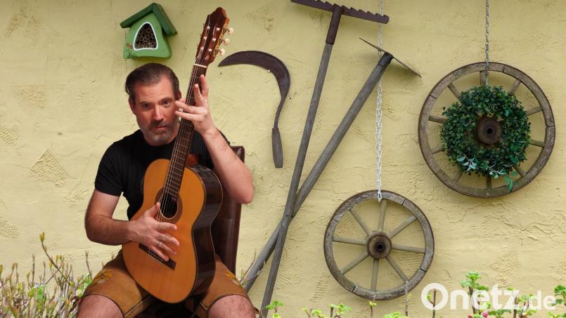 Kabarettist Vogelmayer macht auf seiner Jubiläumstour auch Station im Landkreis Amberg-Sulzbach. Bild: Bernd Schaffrath/exb