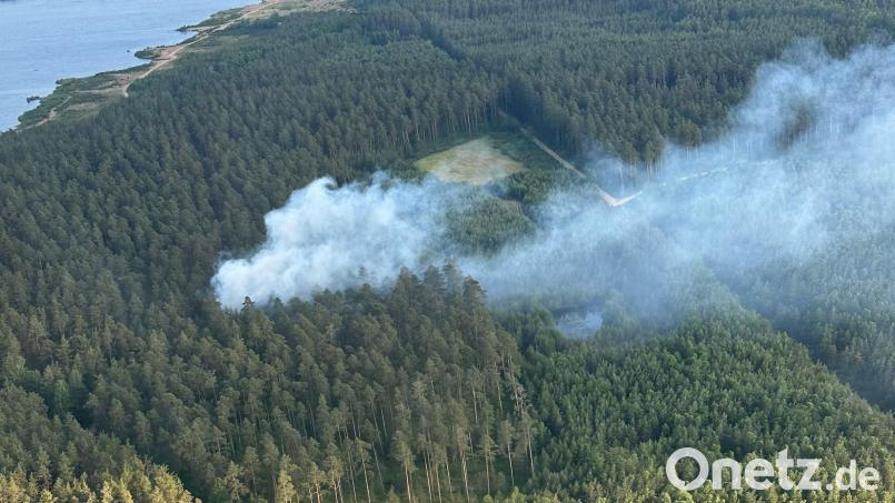Den Waldbrand bei Dießfurt meldeten die Piloten der Feuerwehr, er konnte gelöscht werden. Bild: hka
