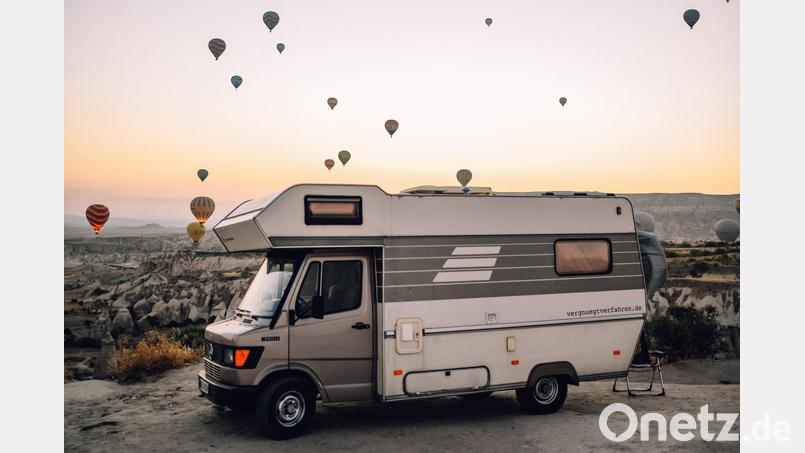 Markus aus Neuhaus und Shannon auf Weltreise mit ihrem Camper-Van. Bild: Markus Haderer