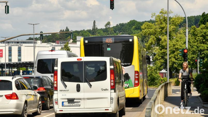 Wie bewegen sich die Amberger fort? Eine Umfrage hat ergeben: 56 Prozent fahren mit dem eigenen Auto. Bild: Petra Hartl