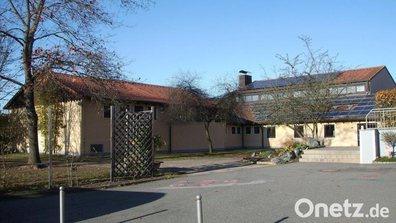 In Schwarzenbach sind die Entscheidungsträger froh, die Sanierung der Mehrzweckhalle schon erledigt zu haben. Die derzeitige Finanzlage würde solche Projekte zurzeit schwerer machen. Archivbild: bjp