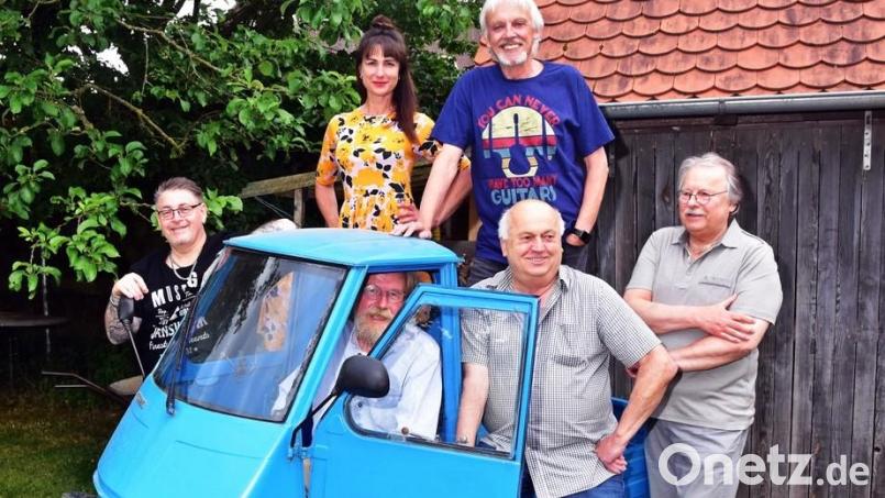 Klein aber fein: Die Band "SixtySix" kehrt mit einer Oldie-Nacht auf die Bühne des Scheidlerhofs zurück. Bild: Klaus Kuschel