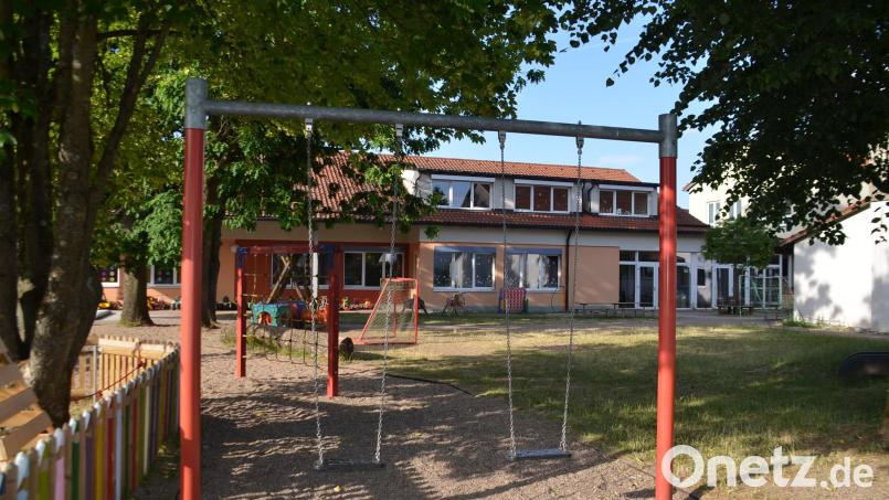 Das Kinderhaus Pusteblume ist voll belegt und bietet keine räumlichen Erweiterungsmöglichkeiten. Auch der Platz für eine Erweiterung für eine weitere Krippengruppe fehlt und würde den Spiel- und Innenbereich weiter einschränken. Bild: ak