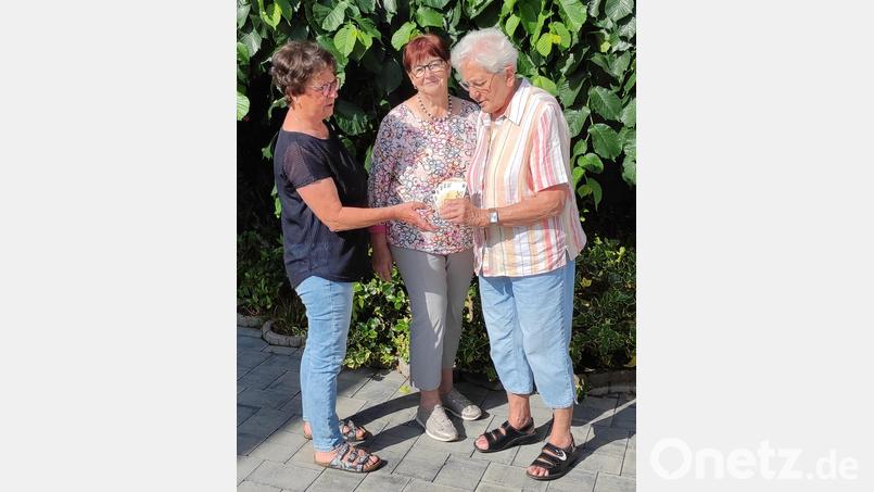 von links Elke Kirchberger, Elke Mirwald und Erna Wolf Bild: Erwin Kirchberger/exb