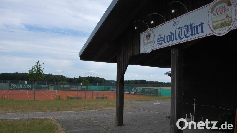 Beim Ammerthaler Stodlwirt soll das 36 mal 18 Meter große Areal des neuen Skaterparks entstehen. Bild: gsp