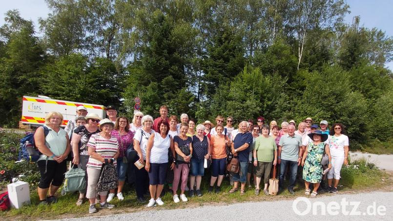 Viele Mitglieder des Obst- und Gartenbauvereins Waldeck nutzten die Gelegenheit und nahmen am Busausflug zur Landesgartenschau in Freyung teil. Bild: Gerlinde Wagner/exb