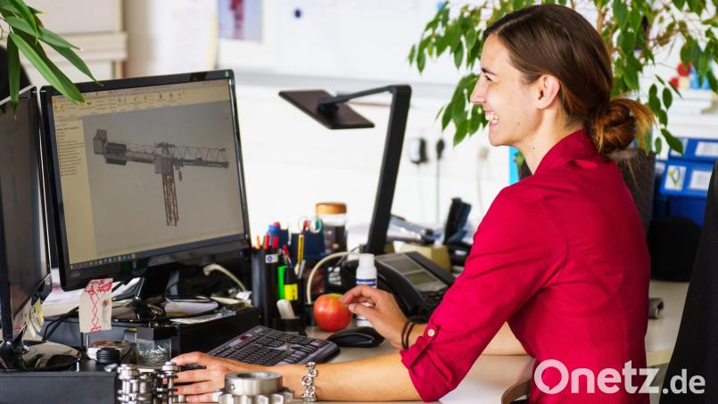 Vor allem Frauen nutzten die Möglichkeit, am Modellprojekt &quot;Chance Berufsabschluss in Teilzeit&quot; teilzunehmen. Jetzt wollen die beteiligten Institutionen und Verbände breiter dafür werben. Symbolbild: Andreas Arnold/dpa