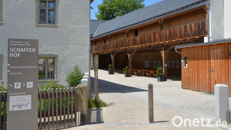 Ein Schmuckstück ist der Konnersreuther Schafferhof geworden – so lautet die Meinung vieler Besucher. Bislang fanden seit der Eröffnung im Juni vergangenen Jahres mehr als 130 Veranstaltungen statt. Bild: jr
