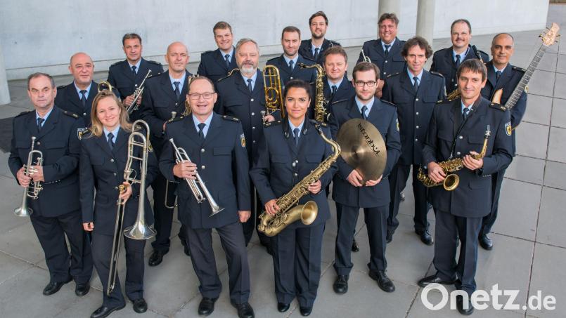 Hört man Big Band, denkt man unweigerlich an Jazz, Swing und Tanz. Am 22. Juli garantiert die Big Band des Bundespolizeiorchesters München diesen betörenen Musikstil bei einem Konzert in Speinshart Bild: do