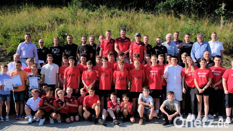 Für Erfolge im Sportjahr 2022 zeichnet die Stadt insgesamt fast 60 junge Leute und Erwachsene aus. Bild: do