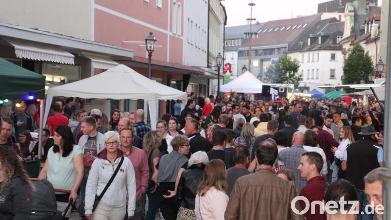 Wie 2022 hoffen die Veranstalter auch in diesem Jahr auf viele Besucher beim Altstadtfest in Marktredwitz. Archivbild: kro