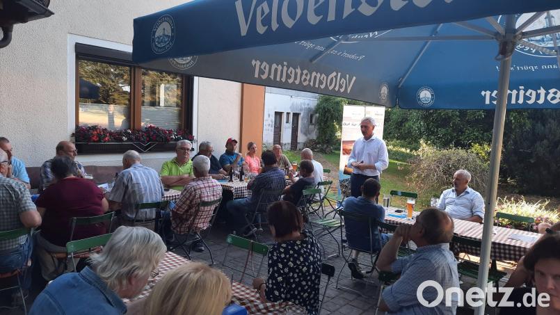 Beim Feierabendseidl der CSU Auerbach war auch Landtagsabgeordneter Harald Schwartz dabei. Bild: Klaus Riede/exb