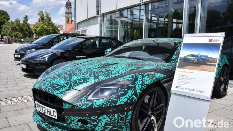 Noch ist der Aston Martin DB12 ein Konzeptfahrzeug. Demnächst kommt er aber auf den Markt – mit elektronischen Bauteilen aus dem Hause Continental Engineering Service. Bild: Stephan Huber