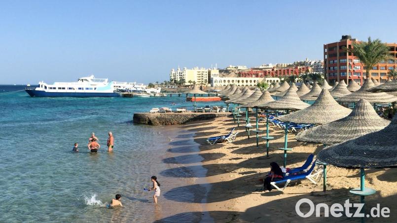 Für den Strandurlaub an die Ostsee oder lieber nach Ägypten? Je nachdem ändert sich auch die CO2-Bilanz. Symbolbild: picture alliance/Benno Schwinghammer/dpa