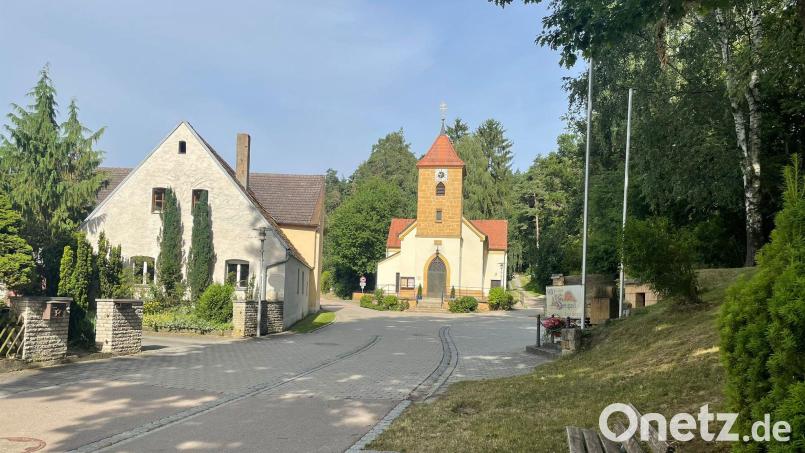 Von Freitag, 21. Juli, bis Sonntag, 23. Juli, wird die Kirchgasse in Seugast zur Festmeile: Der Ort feiert sein 900-jähriges Bestehen. Bild: Judith Macke/exb