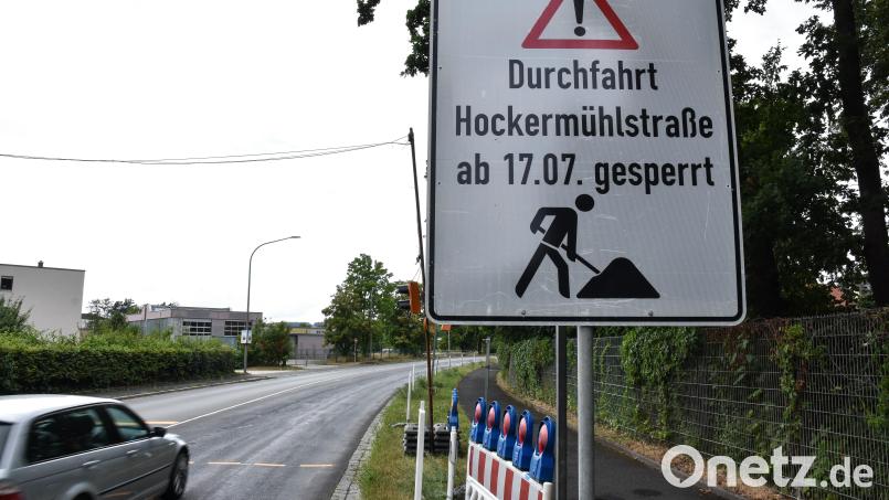 Die Hockermühlstraße in Amberg ist ab sofort halbseitig gesperrt. Bild: Stephan Huber