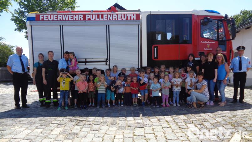 Die &quot;Steinwaldzwerge&quot; waren bei der Feuerwehr. Bild: Kinderhaus &quot;Steinwaldzwerge&quot;/exb