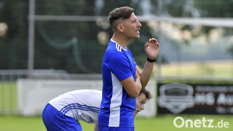 Christoph Bäumler, der Trainer des TuS Rosenberg, erhofft sich einen Punkt im Auftaktspiel gegen den SV Hahnbach II. Archivbild: Hubert Ziegler
