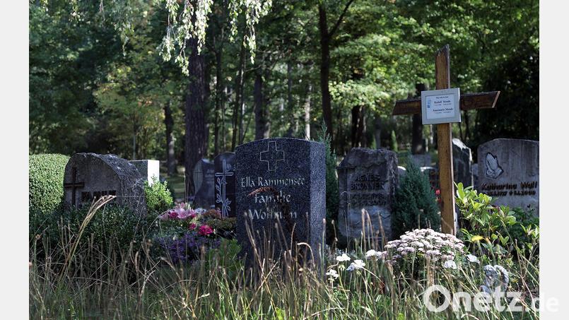 Der Waldfriedhof in Raigering muss vorübergehend tagsüber geschlossen werden. Archivbild: Wolfgang Steinbacher