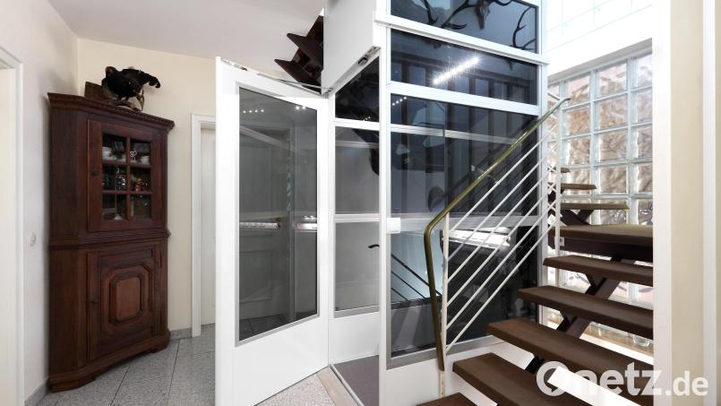 Ein Highlight im Einfamilienhaus: Ein kleiner Lift. Bild: Ammann &amp; Rottkord