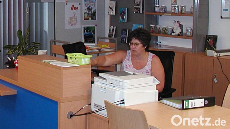 An manchen Tagen haben die Mitarbeiterinnen alle Hände voll zu tun, wie hier Elke Zimmerling, die mit dem ersten Vierteljahr überaus zufrieden ist. Bild: ld