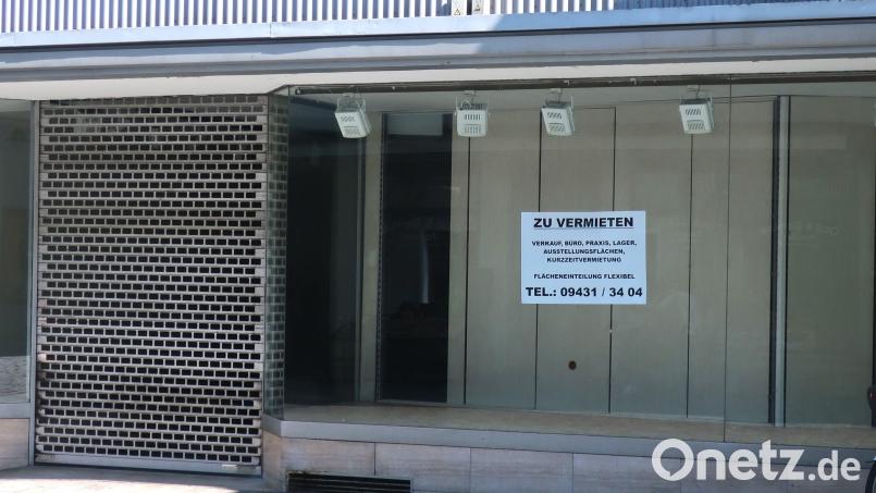 Schwandorf hat ein Leerstandsproblem und will es mit Hilfe eines digitalen Katasters lösen. Bild: Hirsch