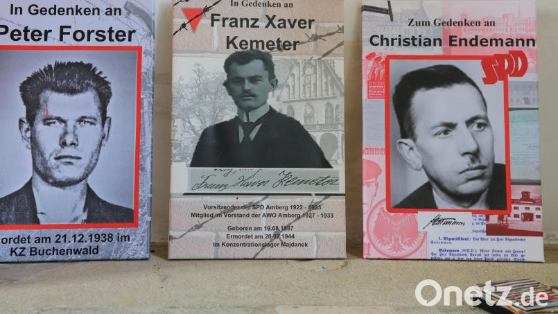 Die Veranstaltung in der Frauenkirche hieß "Erinnern nicht vergessen". Dieter Weiß widmete sich der Geschichte Peter Forsters (links) und seiner Flucht aus dem KZ Buchenwald. Bild: Wolfgang Steinbacher