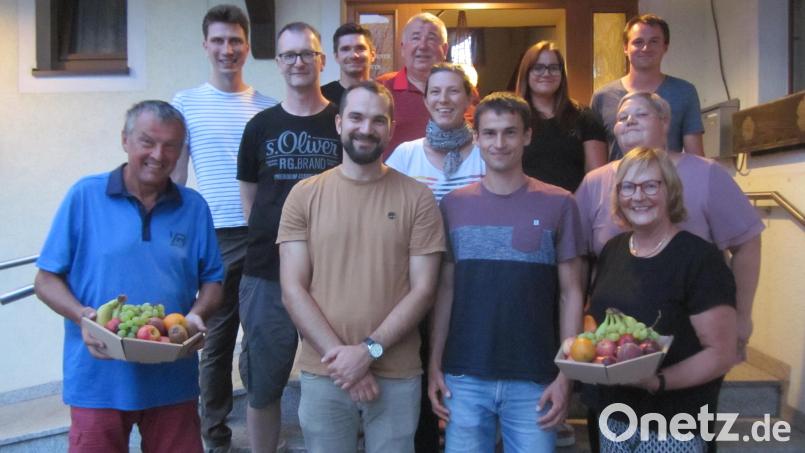 Mit diesem Vorstandsteam geht die UPW Etzenricht in die Zukunft. Bild: ela