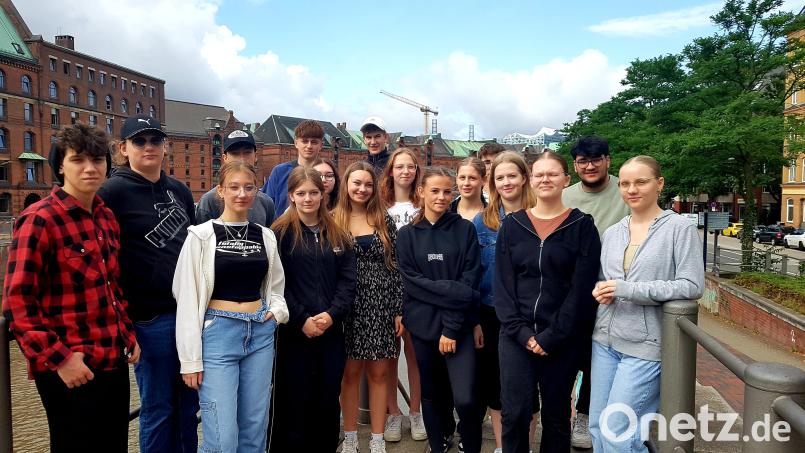 Schülerinnen und Schüler der Klasse M10 feierten das Ende ihrer Schulzeit mit einer unvergesslichen Reise in die Hansestadt Bild: Grund- und Mittelschule Kemnath/exb