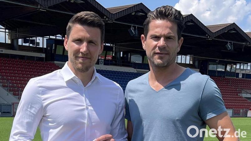 René Vollath (links) und der Torwarttrainer der SpVgg Unterhaching, Michael Gurski. Bild: dme
