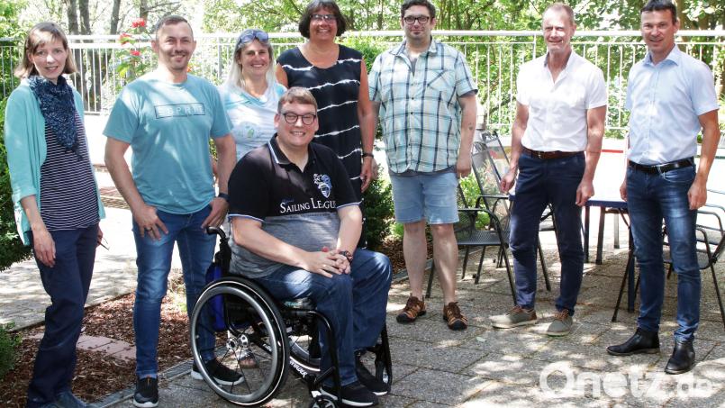 Von links: Dr. Carola Preißer, Bernd Lober, Martina Grüner, Alexander Grundler, Andrea Wiedel, Michael Smith, Christian Henkens und Christian Stadler. Bild: lst/exb