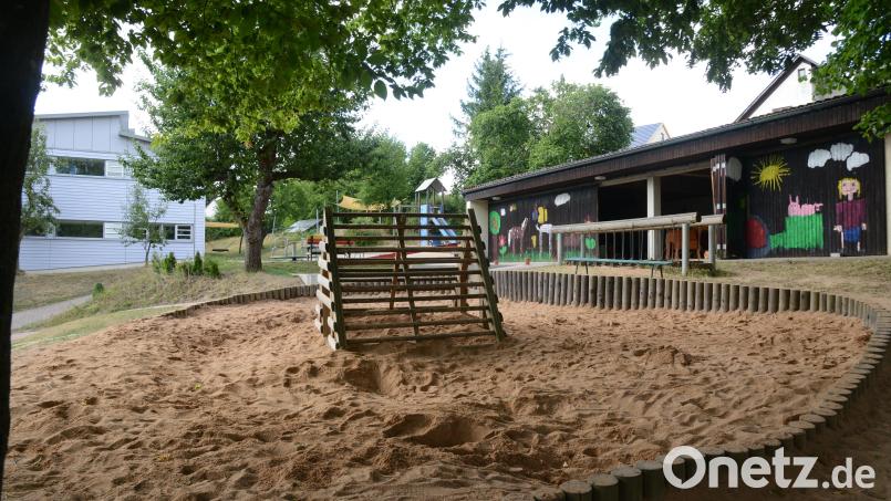 Der Sandkasten in der katholischen Kindertagesstätte St. Elisabeth lädt zum Spielen ein. Bild: bey