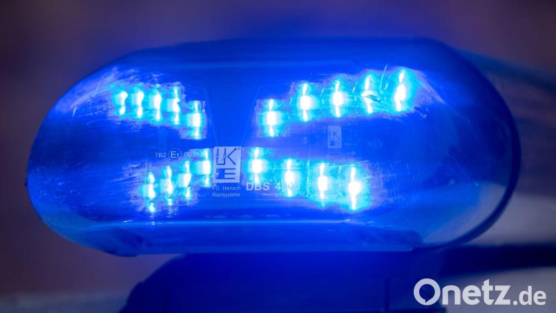 Nach einem Verkehrsunfall in Marktredwitz kamen zwei Leichtverletzte ins Krankenhaus. Symbolbild: Stefan Sauer/dpa