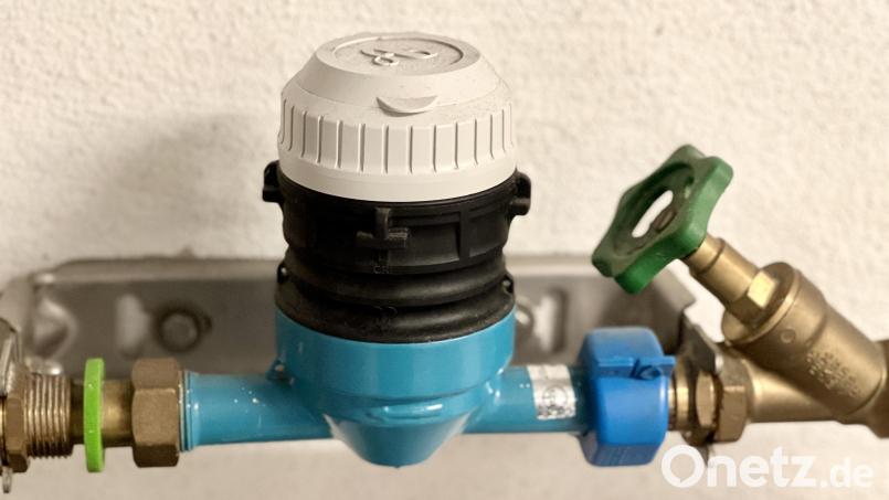 Der neue Wasserwart der Gemeinde Theisseil soll sich zunächst einmal um den Austausch der Wasserzähler kümmern. Bild: Eichl