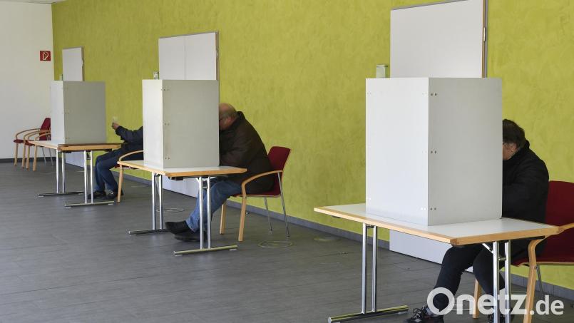 Am 8. Oktober dieses Jahres werden die Bürger auch im Landkreis Schwandorf zu den Urnen gerufen. Es geht dabei um die Stimmabgabe für die Wahlen zum bayerischen Landtag und zum oberpfälzischen Bezirkstag. Archivbild: Petra Hartl