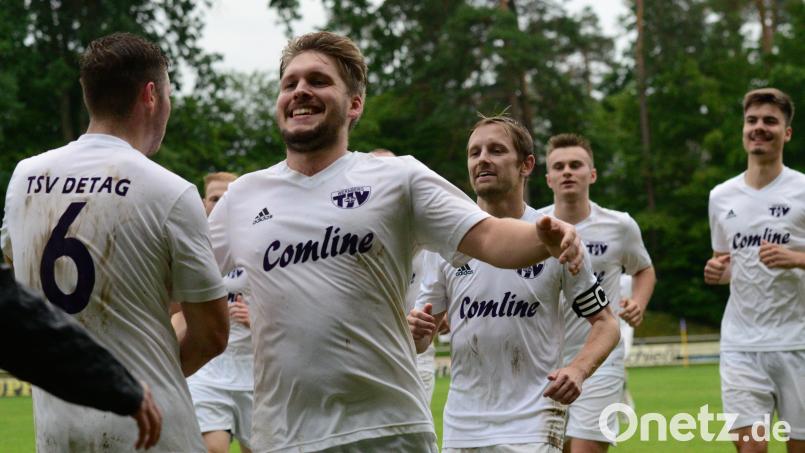 Diesmal wollen die Akteure des TSV Detag Wernberg jubeln (Szene aus dem Heimspiel gegen den 1. FC Schmidgaden). Nach der Relegationsniederlage gegen den TV Nabburg treffen beide Teams nun in der Kreisliga erneut aufeinander. Bild: mhs