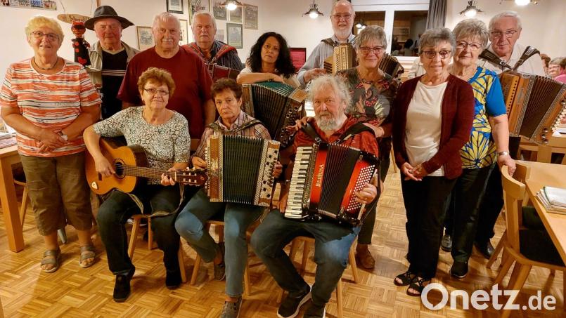 Beim Musikantentreffen in Premenreuth hatten wieder alle ihre Freude und ihren Spaß. Bild: Egon Böhm/exb