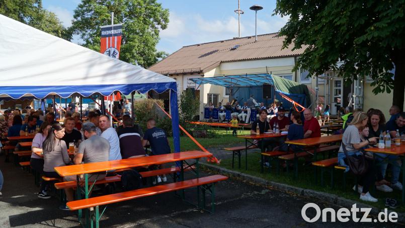 Das Kastanienfest in Neunaigen zog in diesem Jahr weniger Besucher an als üblich. Bild: Krös/exb