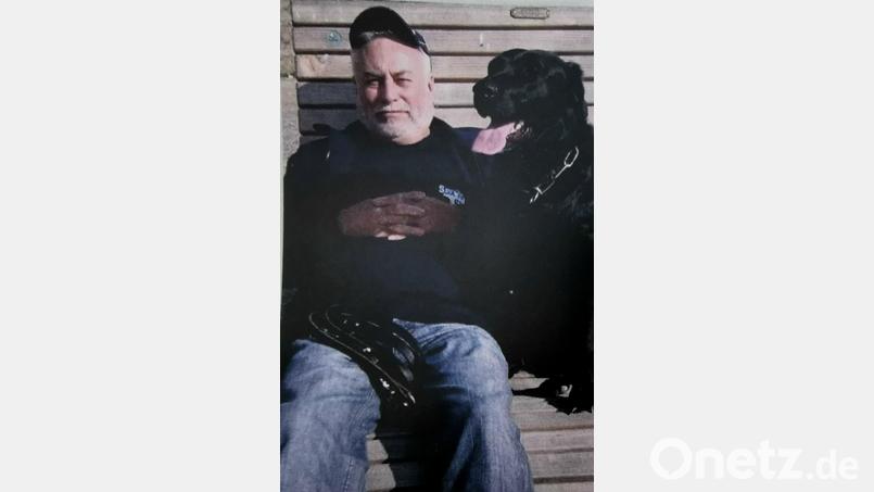 Ein treuer Begleiter von Josef Freisleben war sein Hund &quot;Lucy&quot;. Repro: gz