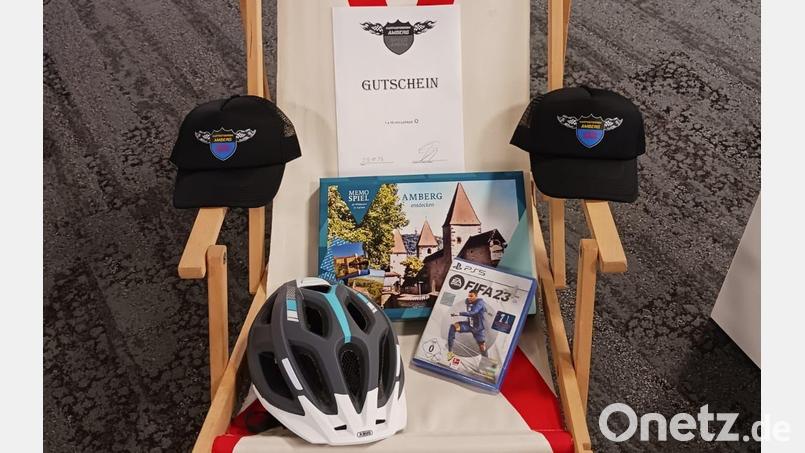 Halbzeit beim Sommerferien-Leseclub in der Stadtbibliothek: Noch bis 16. September können Erst- bis Achtklässler Bücher und Hörbücher ausleihen, diese bewerten und an einer Verlosung teilnehmen. Bild: Stadtbibliothek Amberg/exb