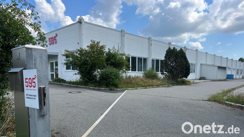 Das Vohenstraußer Werk von 595 Solutions soll noch heuer nach Flossenbürg verlagert werden. Bild: Eichl