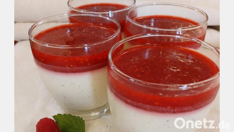 Buttermilch-Panna-Cotta und Himbeeren – ein Genuss Bild: Helga Brunner