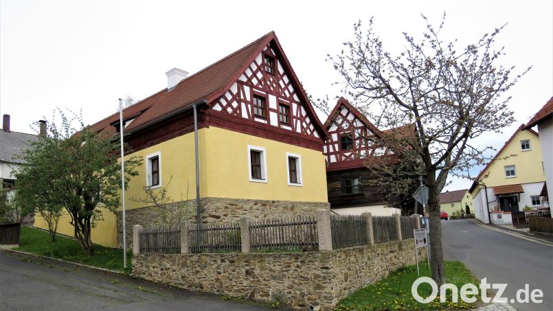 Im Sengerhof Bad Neualbenreuth sind derzeit drei Ausstellungen zu sehen. Archivbild: ubb