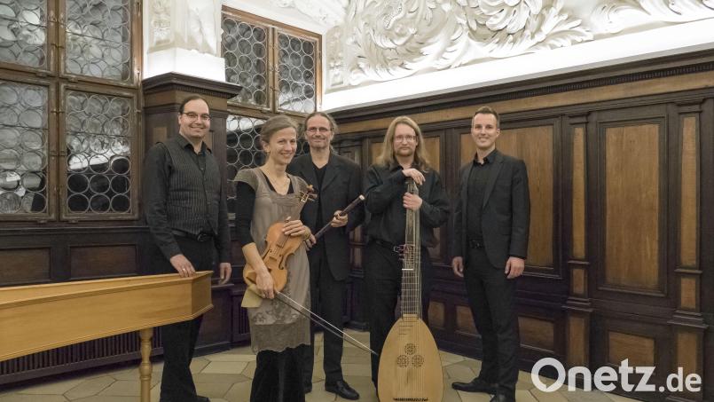 Das Ensemble Sanspareil in seiner Standardbesetzung (von links): Ralf Waldner (in Sulzbach-Rosenberg ersetzt durch Axel Wolf), Livia Wirsich, Michael Kämmle, Stefan Haas (er fehlt am 15. September) und Manuel Krauß. Bild: Peter Krause/Ensemble Sanspareil/exb