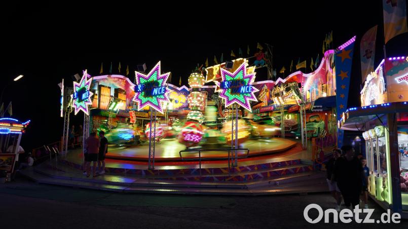 Das 71. Kemnather Wiesenfest ist seit Dienstagabend Geschichte. Auf dem Festplatz war sechs Tage lang mit zahlreichen Fahrgeschäften, Musikgruppen und politischen Veranstaltungen jede Menge für die Besucher geboten. Bild: kaz