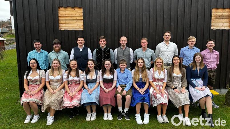 Die Katholische Landjugend Kondrau freut sich auf den Festabend zu ihrem 60-jährigen Bestehen am Samstag, 9. September, in der Parkanlage in Kondrau. Bild: Emma Müller/exb