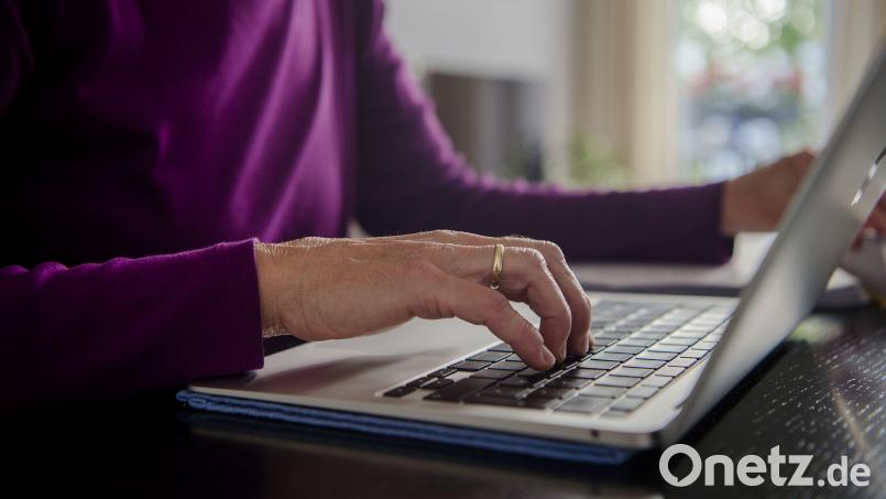 Ob Bürojob oder eine Arbeit in einer anderen Branche: Die Arbeitsagentur hat ein neues Beratungsangebot. Bild: Finn Winkler/dpa