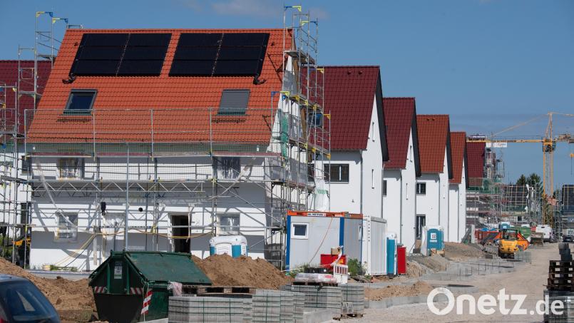 Wie geht es weiter mit dem Einfamilienhaus in der nördlichen Oberpfalz? Symbolbild: Boris Roessler/dpa