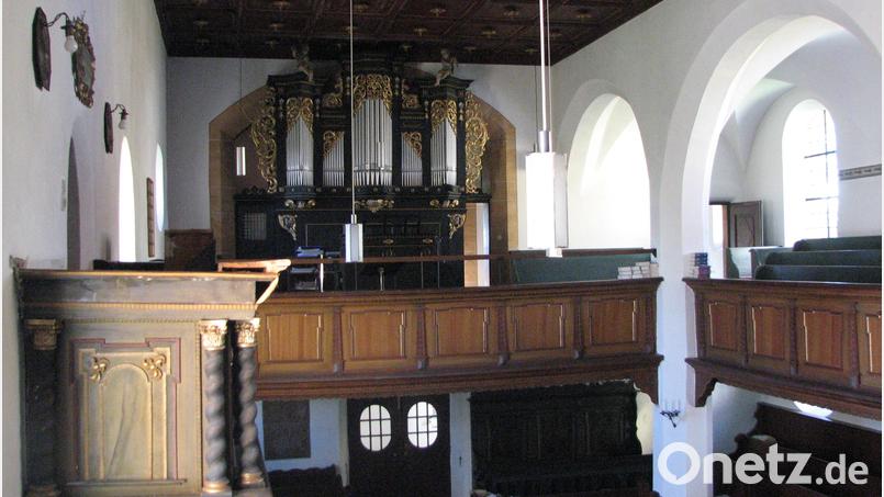 Die evangelische Kirche in Mantel kann diesen Sonntag beim Tag des offenen Denkmals besichtigt werden. Das Gotteshaus hat jede Menge besonderer Details zu bieten. Bild: knh