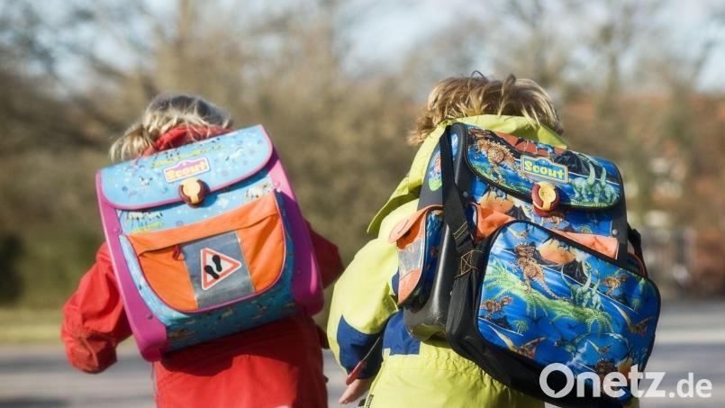 Auf ins neue Schuljahr. Die Schüler an der Etzenrichter Grundschule starten wieder durch. Symbolbild: Asklepios-Klinik-Lindenlohe
